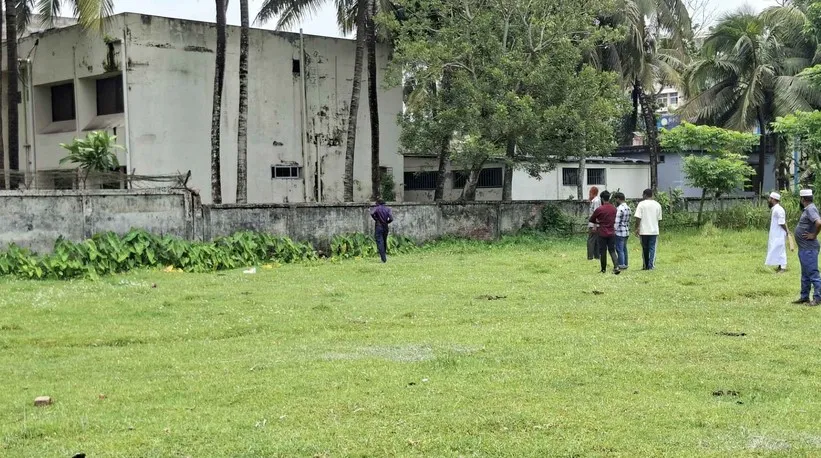 বরগুনায় খোলা মাঠ থেকে অজ্ঞাত নারীর মরদেহ উদ্ধার
